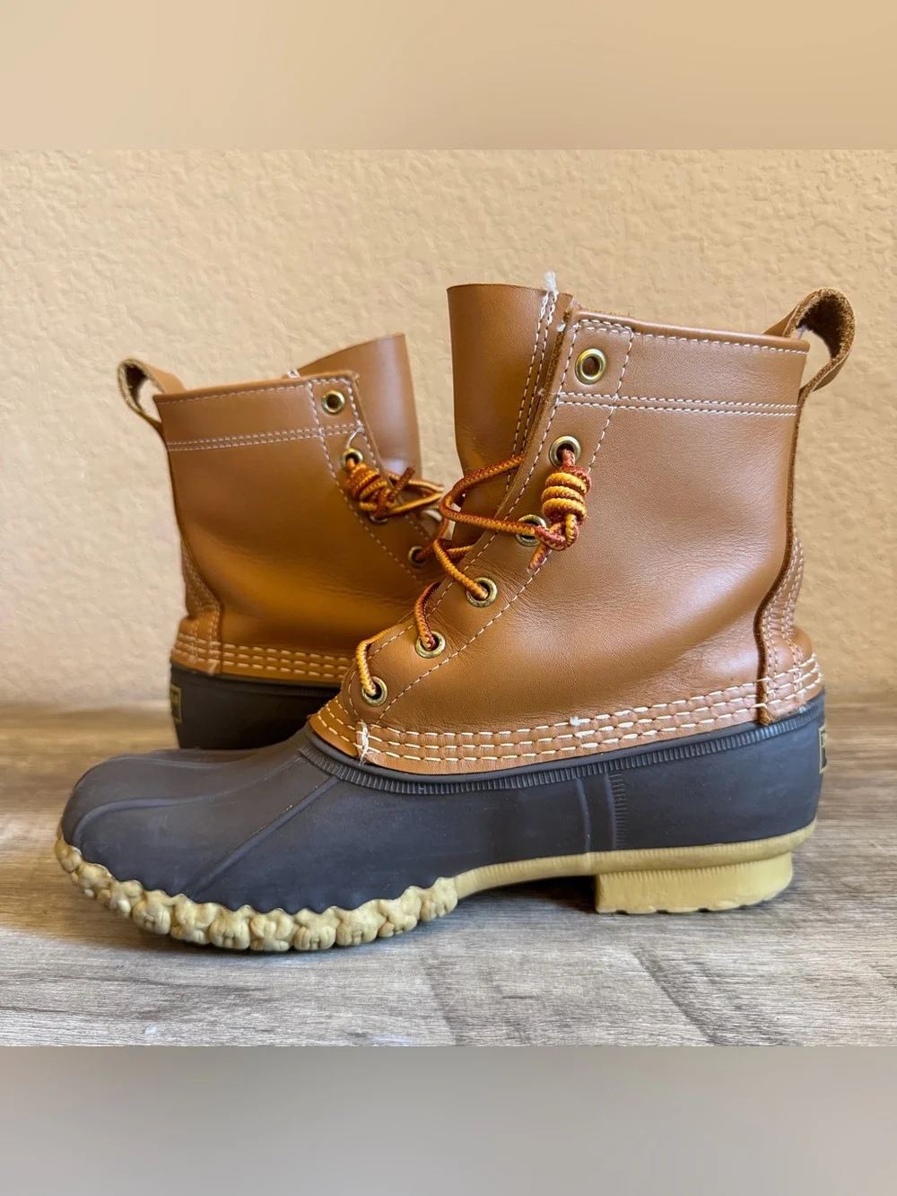 LL Bean Womens Bean Boots Size 8